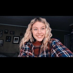 Meet your Posher, Katie